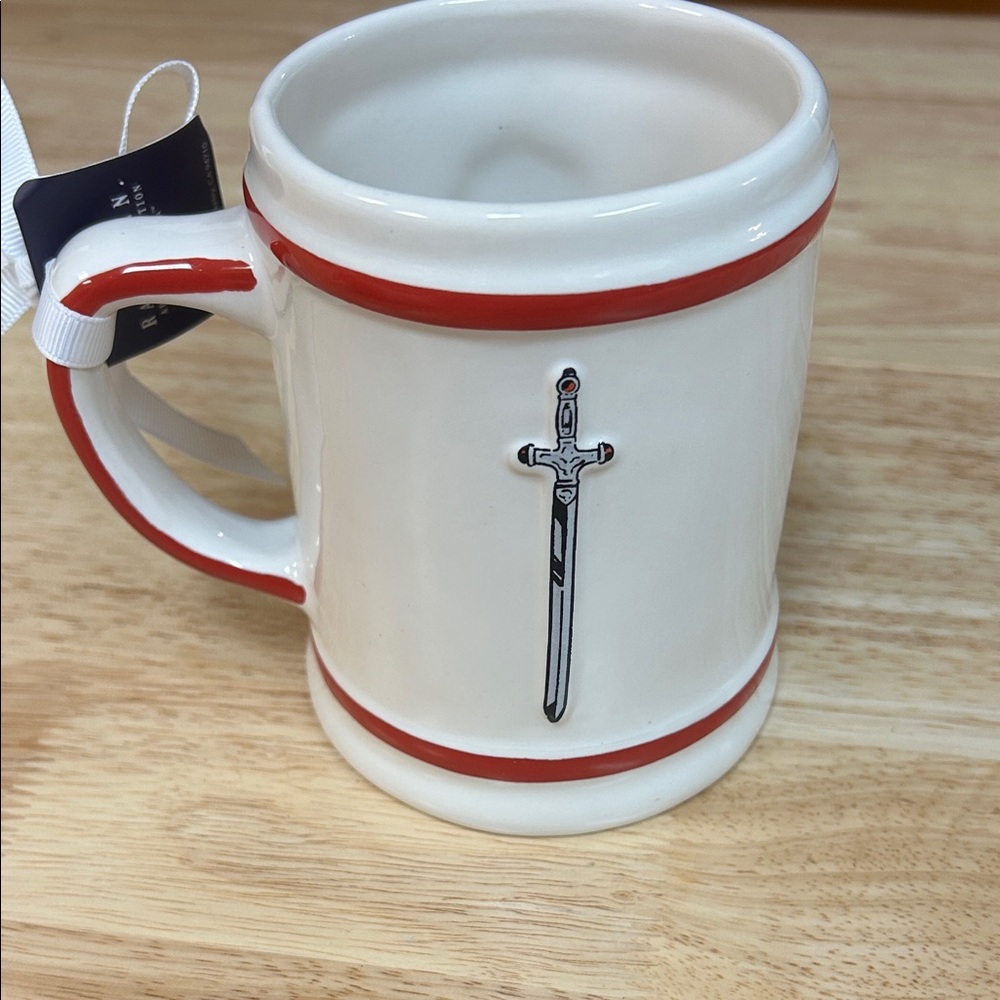 Rae Dunn . Harry Potter Mug Gryffindor - Picture 4 of 6